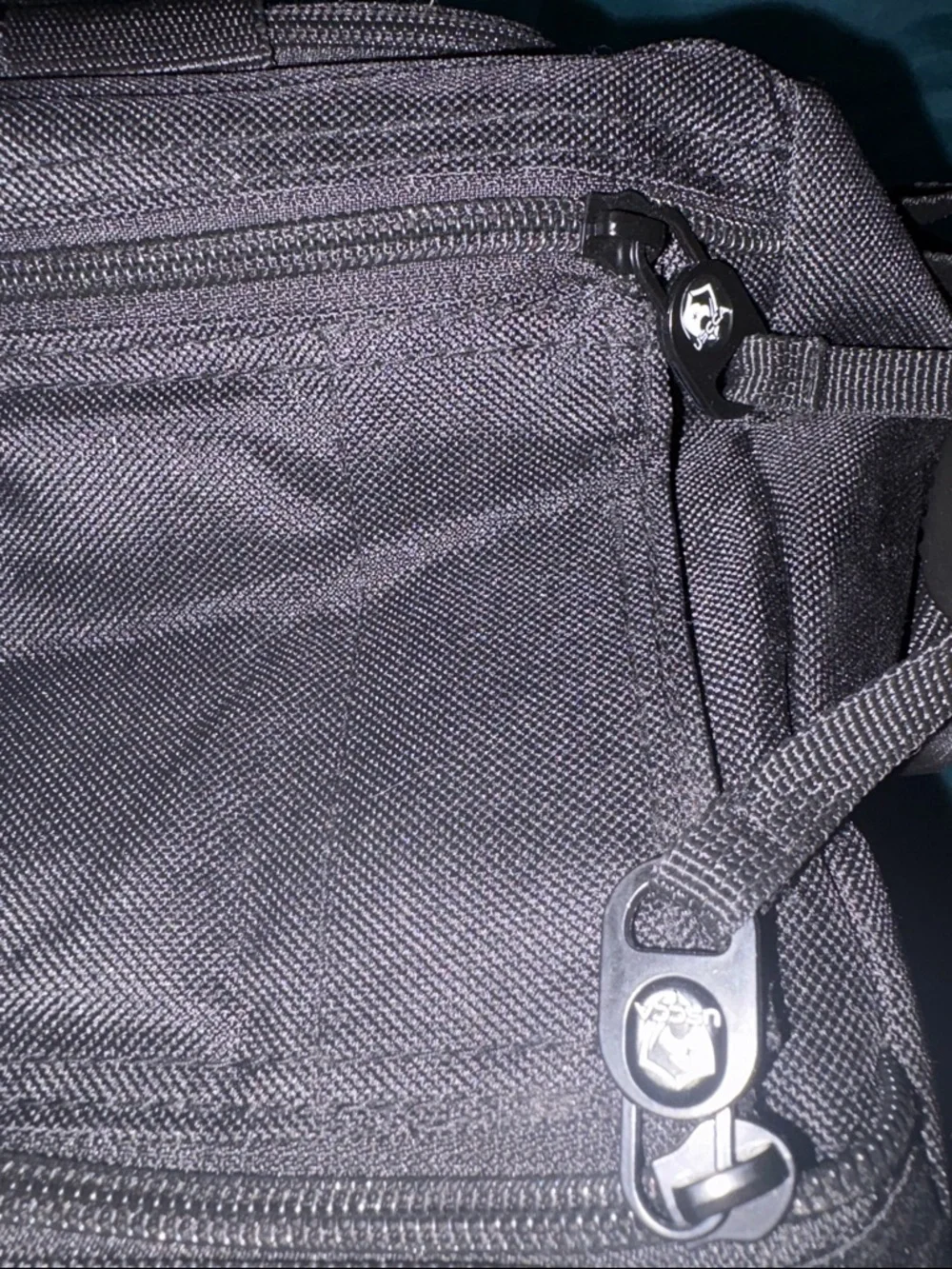 Black Men's Messenger Bag with Padded Shoulder Strap